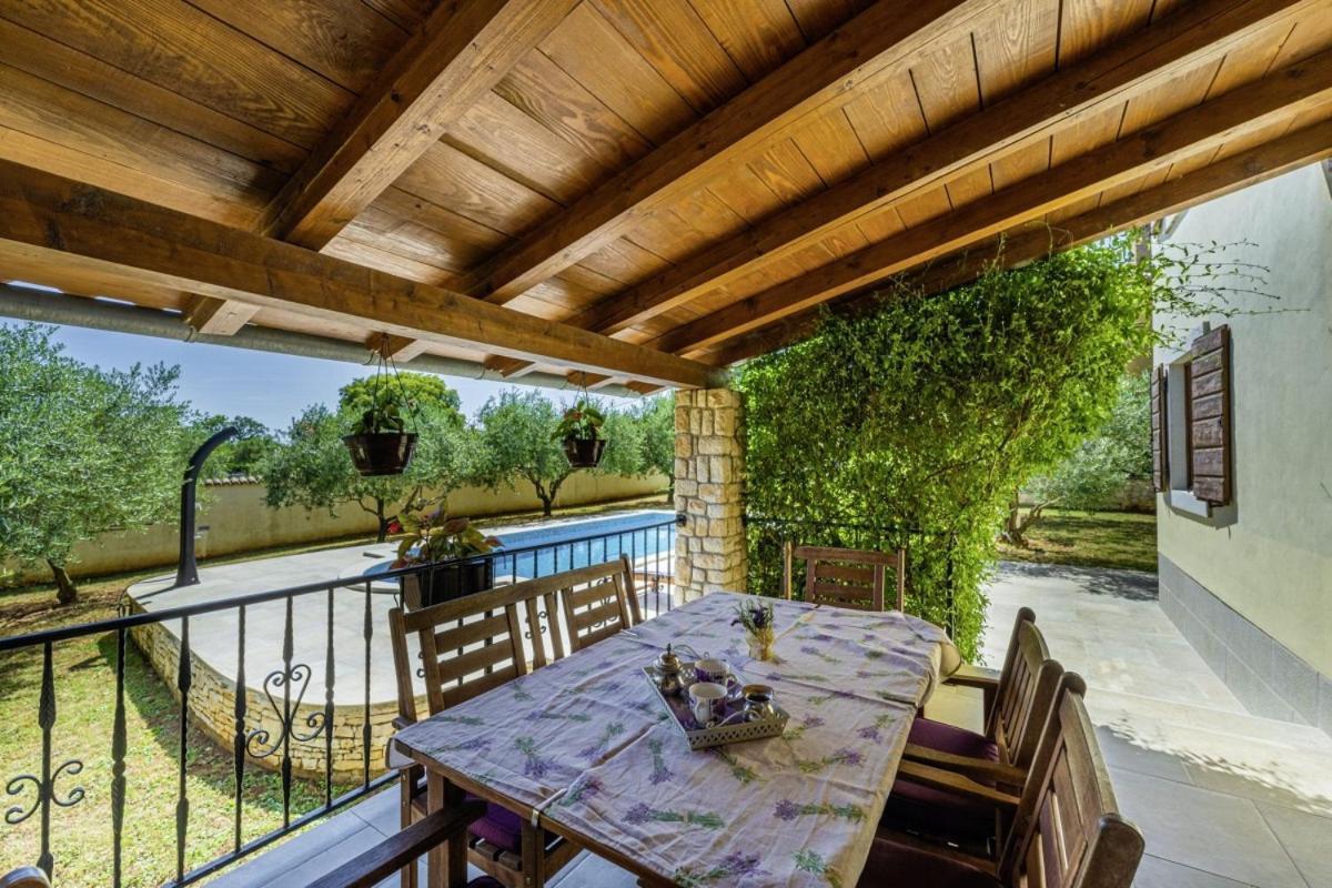 Villa Braidizza In Kavran Krnica Eksteriør bilde
